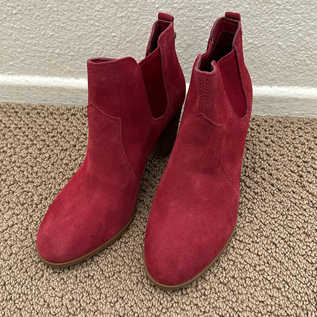 Koolaburra Botties Size 7 Burgandy